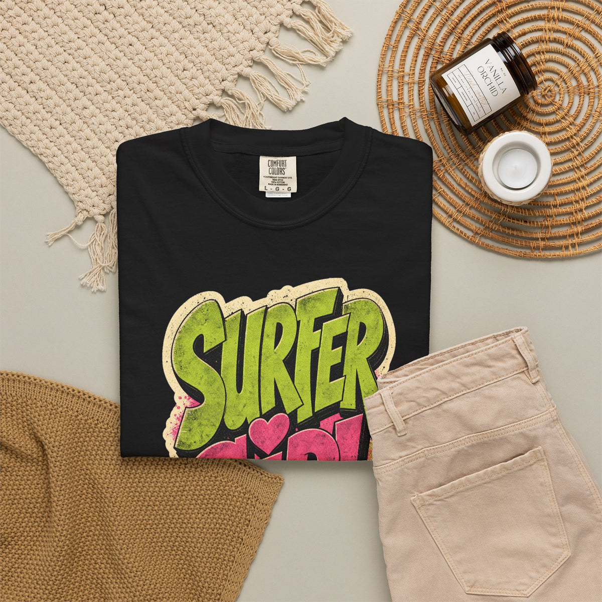 Surfer Girl graffiti art T-Shirt | Surf slogan tee